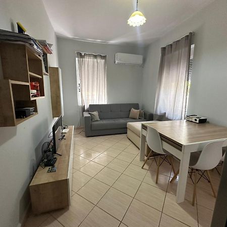 Studio Apartments By Klajdi 2 Sarandë Esterno foto